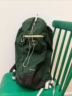 OSPREY Daylite Cinch 15L Backpack.